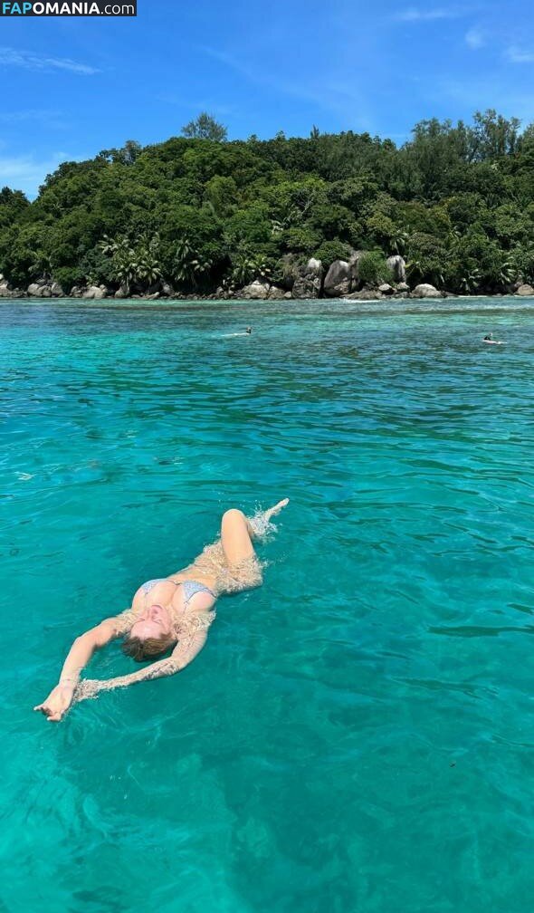 Anna Zubkova / mademoiselle.anna Nude OnlyFans  Leaked Photo #27