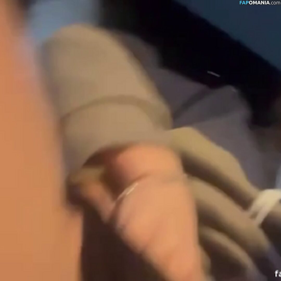 Annaloredanabron Nude OnlyFans  Leaked Photo #1