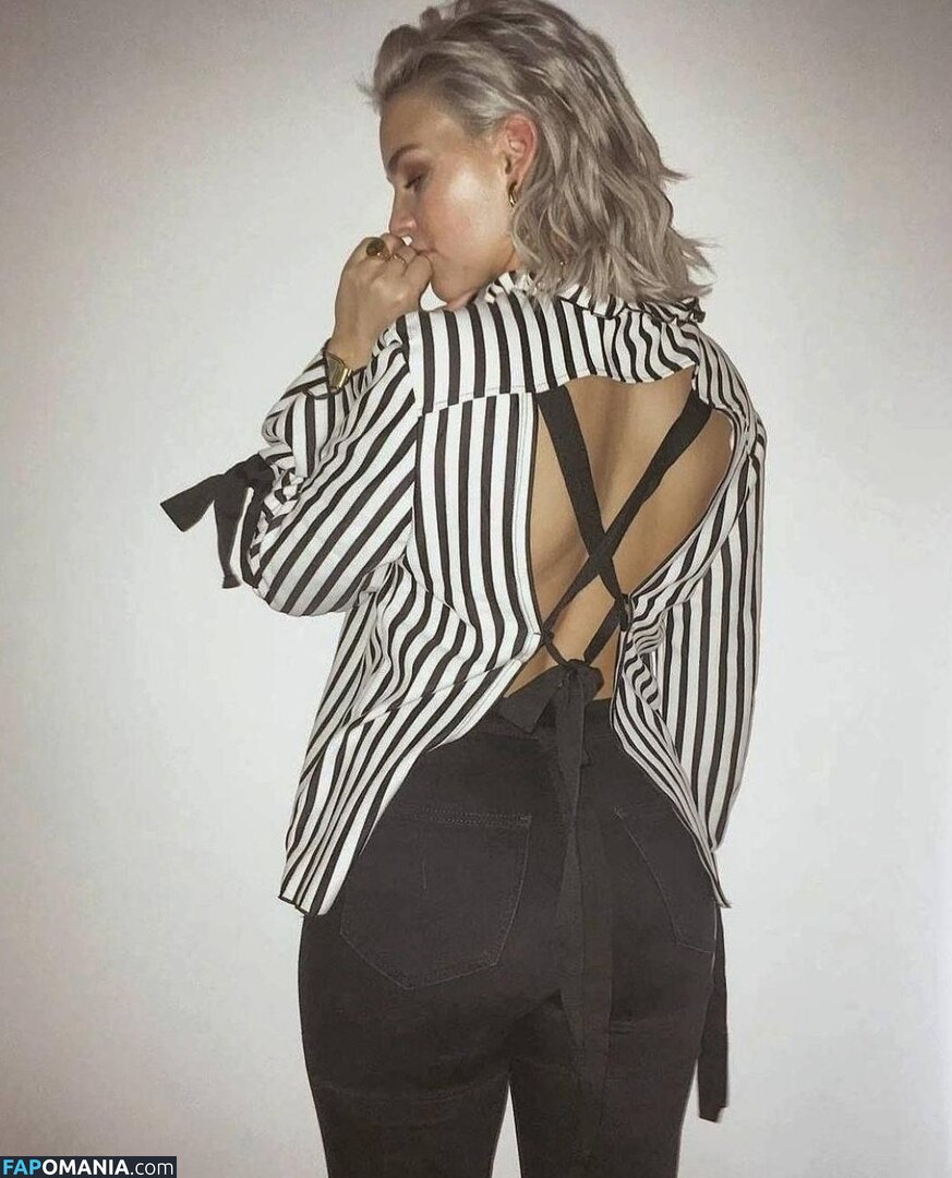 Annemarie / annemarie98 Nude OnlyFans  Leaked Photo #7