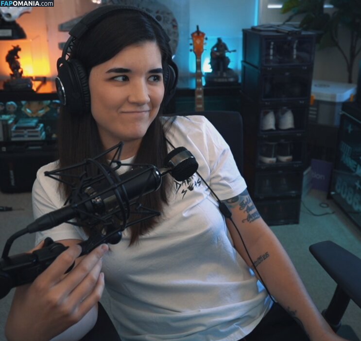 AnneMunition Nude OnlyFans  Leaked Photo #11