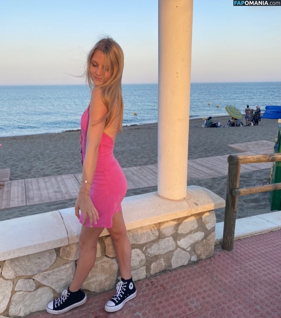 Annkatrin Waerder (ankiwadr) Nude OnlyFans  Leaked Photo #6