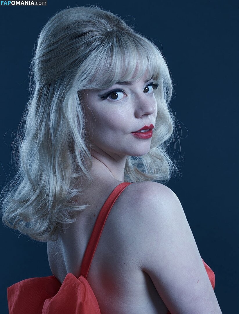 Anya Taylor-Joy / anyataylorjoy / taylorjoyvip Nude OnlyFans  Leaked Photo #2081