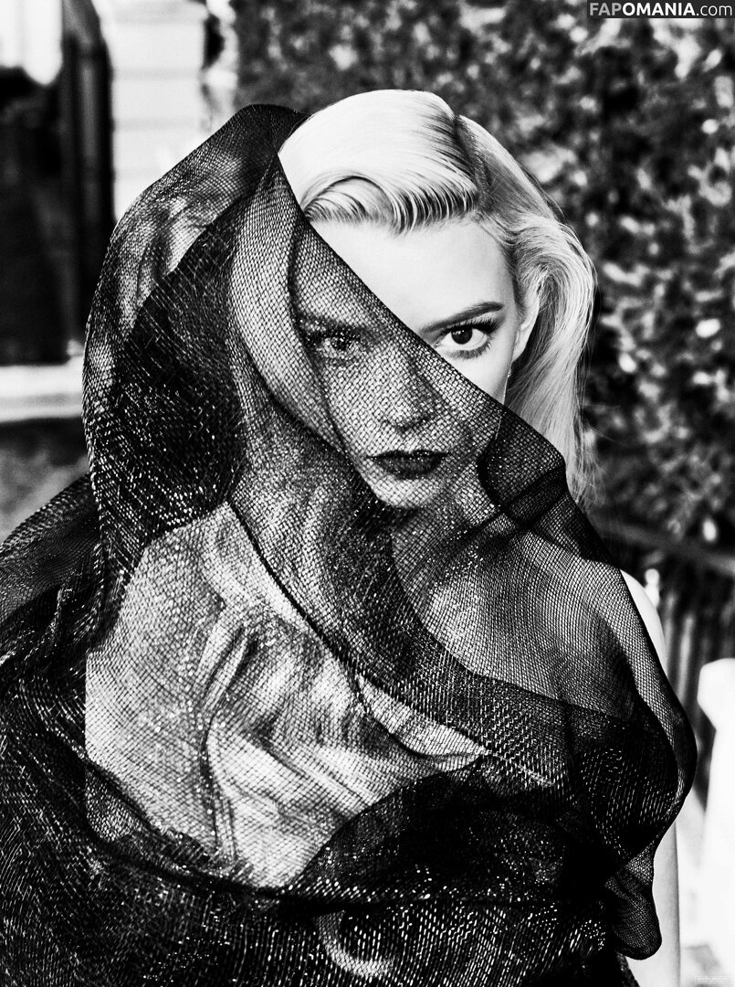 Anya Taylor-Joy / anyataylorjoy / taylorjoyvip Nude OnlyFans  Leaked Photo #2128