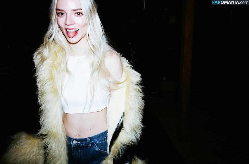 Anya Taylor-Joy / anyataylorjoy / taylorjoyvip Nude OnlyFans  Leaked Photo #2144