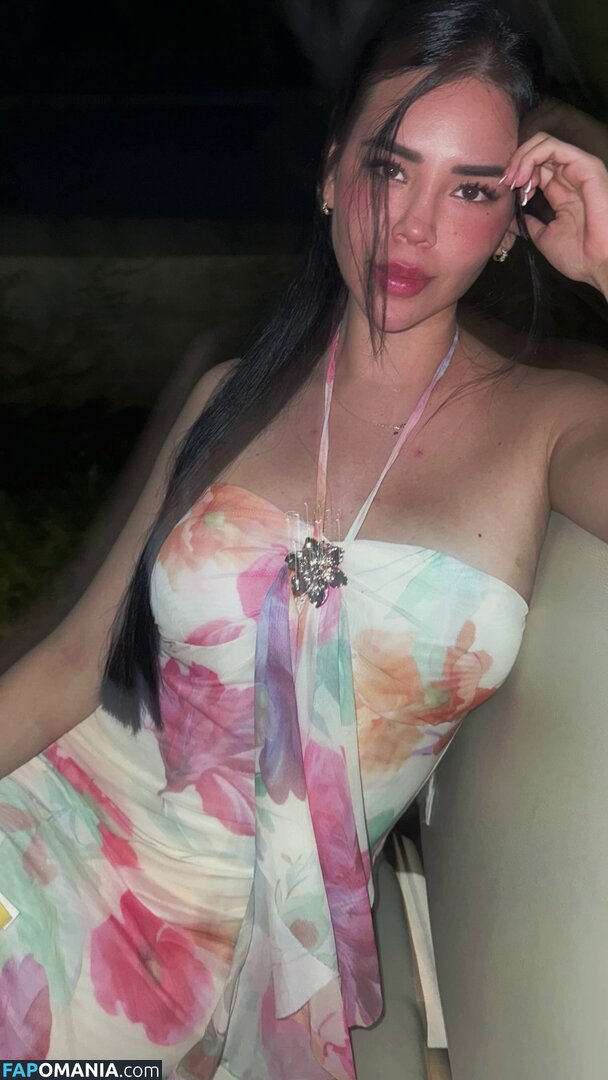 Anyelina Zarria Saico / anyelinaz / anyelinazarria Nude OnlyFans  Leaked Photo #1
