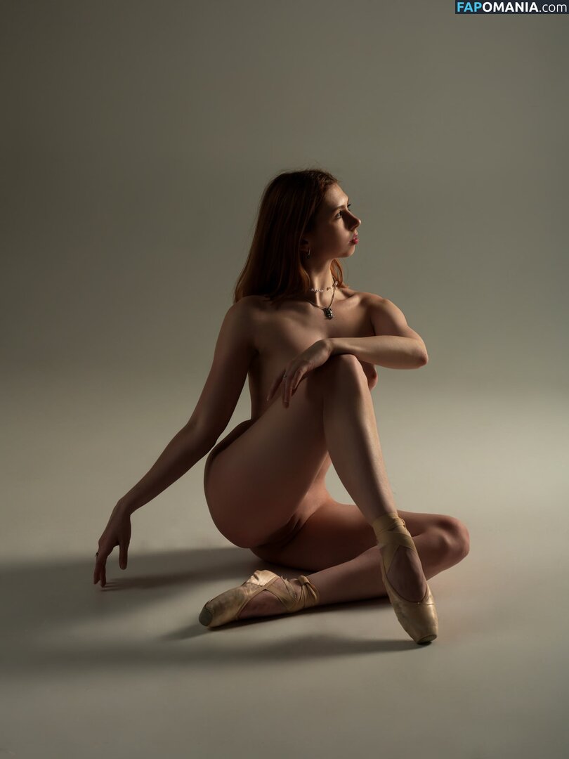 Alina / Aphralina Nil / aphralina / athelinafree / good_girls_love_sex Nude OnlyFans  Leaked Photo #3