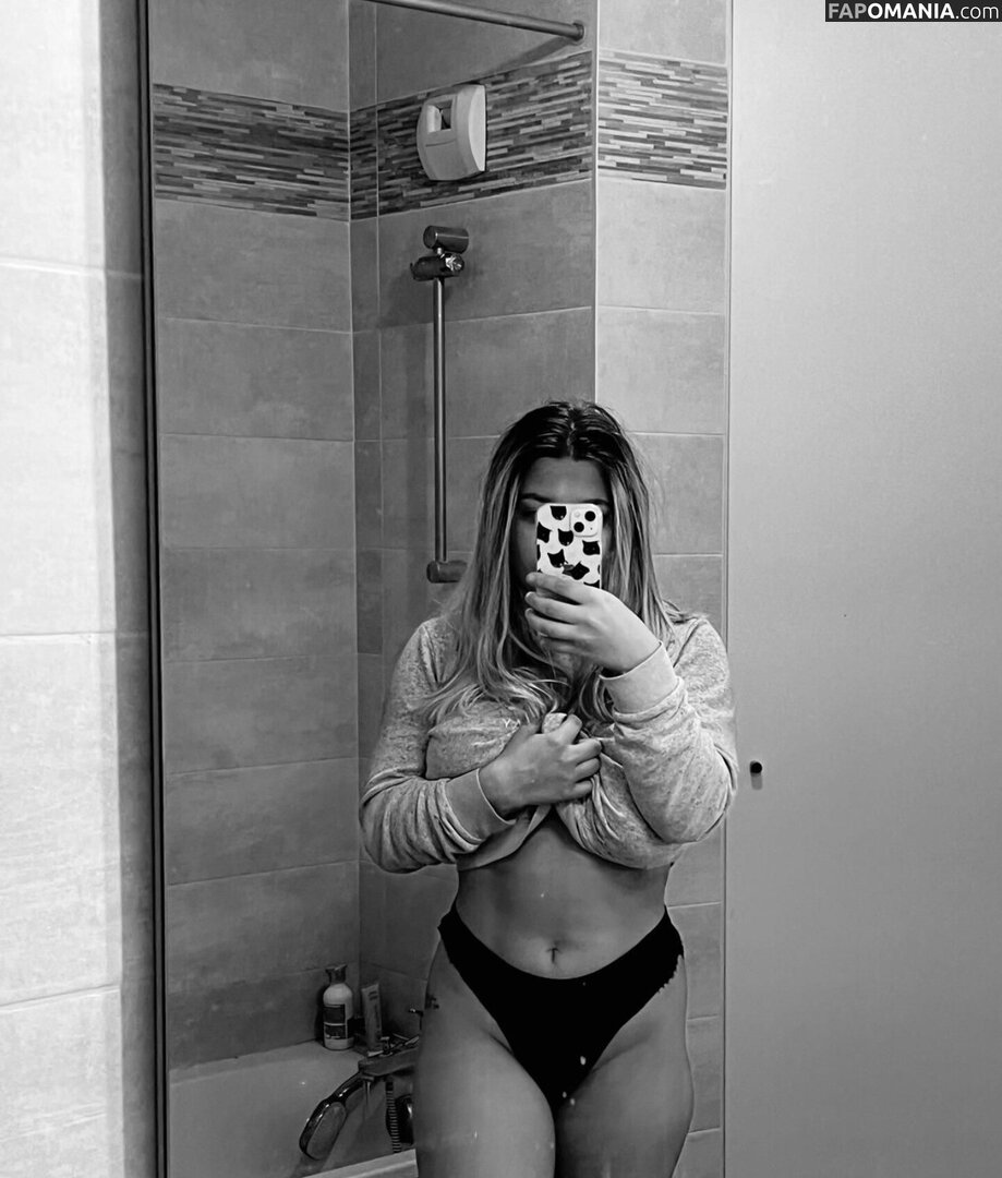 Apoline Perret / apolineprrt / shaniaperrett Nude OnlyFans  Leaked Photo #2