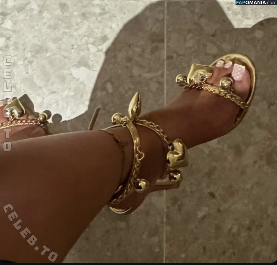 arabiccwoman Nude OnlyFans  Leaked Photo #2