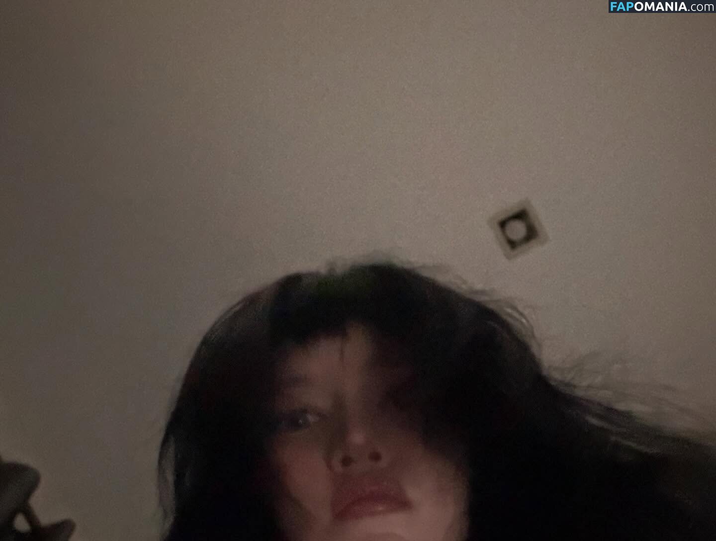 Aradaeyeee Nude OnlyFans  Leaked Photo #9