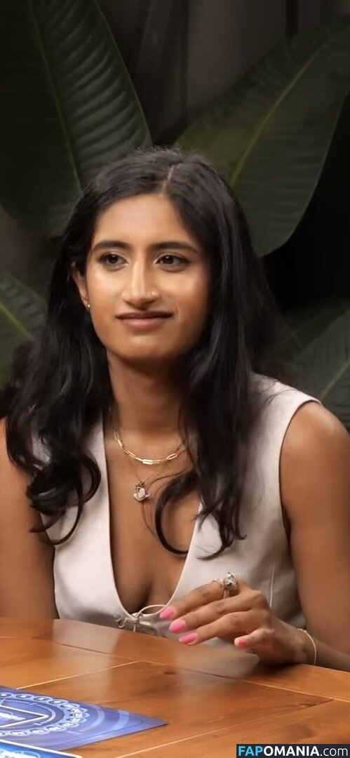 Arasha Lalani / arashalalani / arashalalani_ Nude OnlyFans  Leaked Photo #4