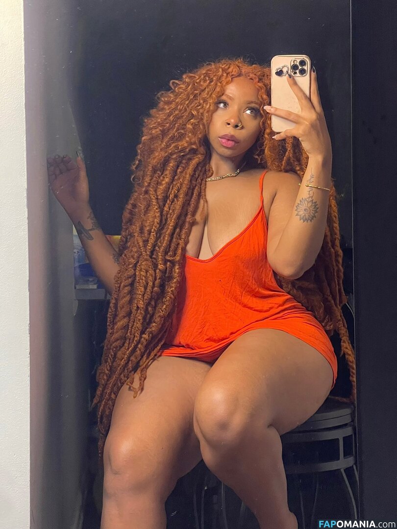 Aria Artizte / Ariaartizte / ariaxxxx Nude OnlyFans  Leaked Photo #5