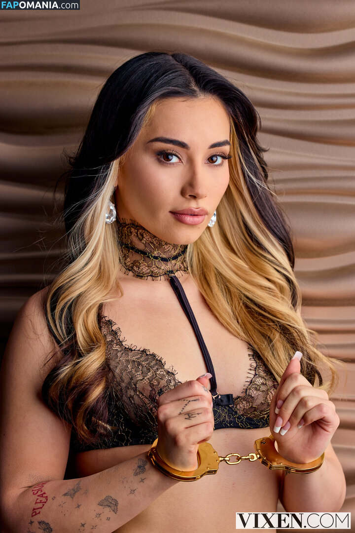 Aria Lee / arialeexxx / https: / officialarieleex Nude OnlyFans  Leaked Photo #308