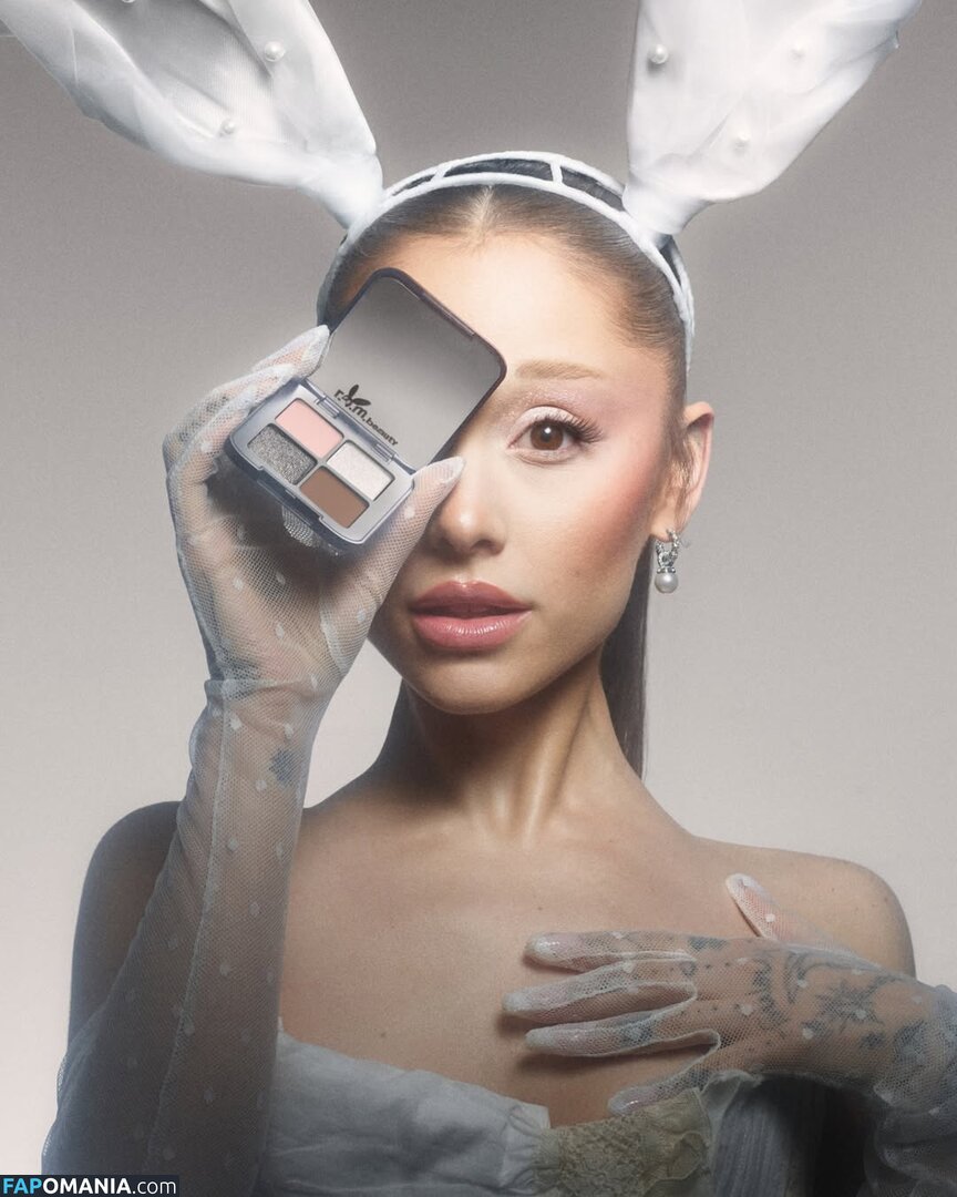 Ariana Grande / arianagrande Nude OnlyFans  Leaked Photo #6
