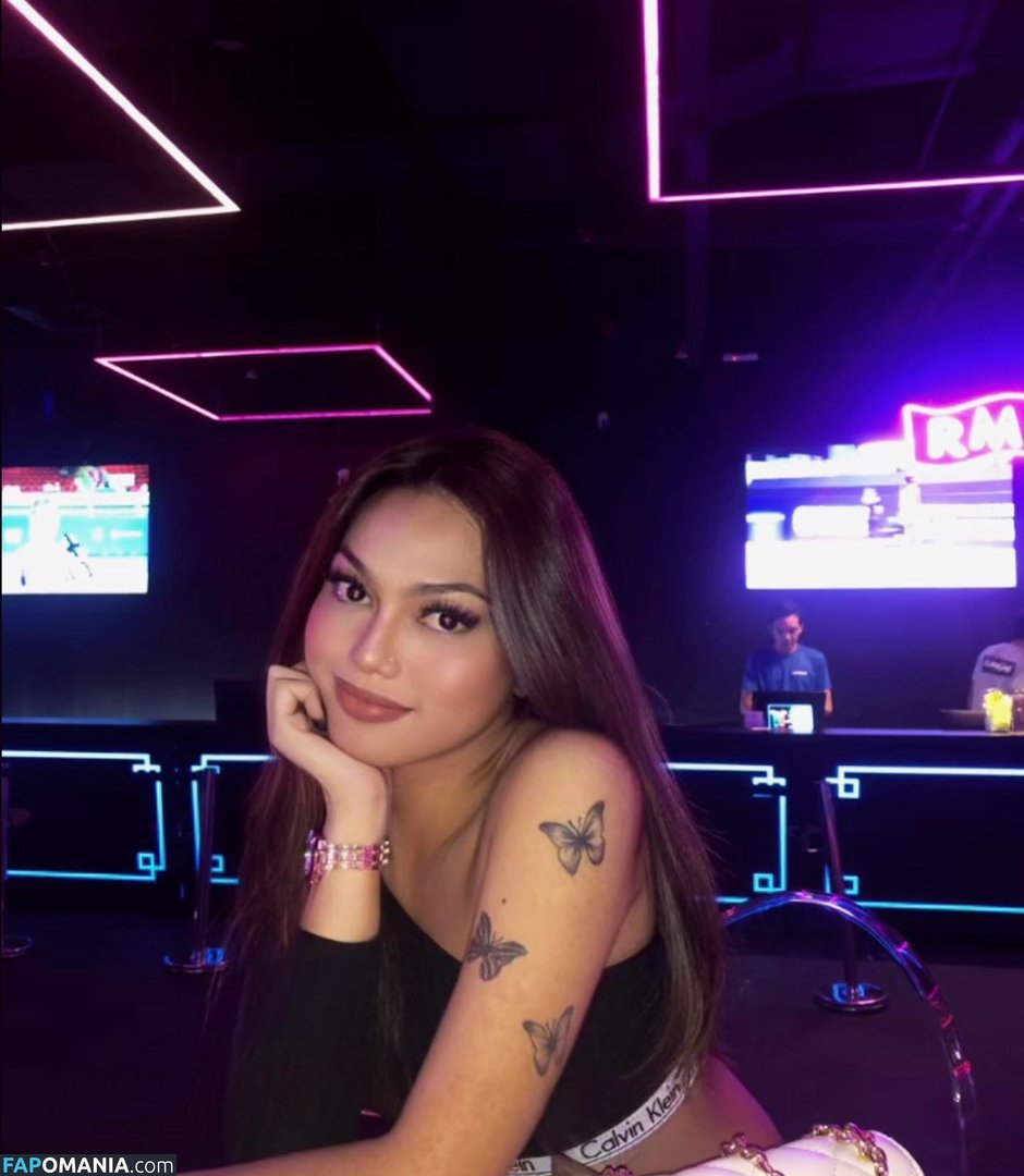 Ariana Tashne / ariana / arianatashnee Nude OnlyFans  Leaked Photo #3