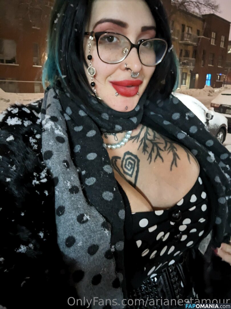 Ariane Saint Amour / ariane_st.amour / arianestamour Nude OnlyFans  Leaked Photo #9