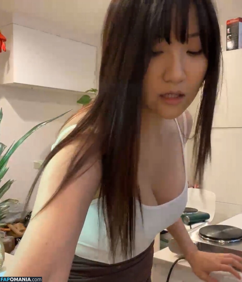 AriaSaki / annoyingaria Nude OnlyFans  Leaked Photo #443