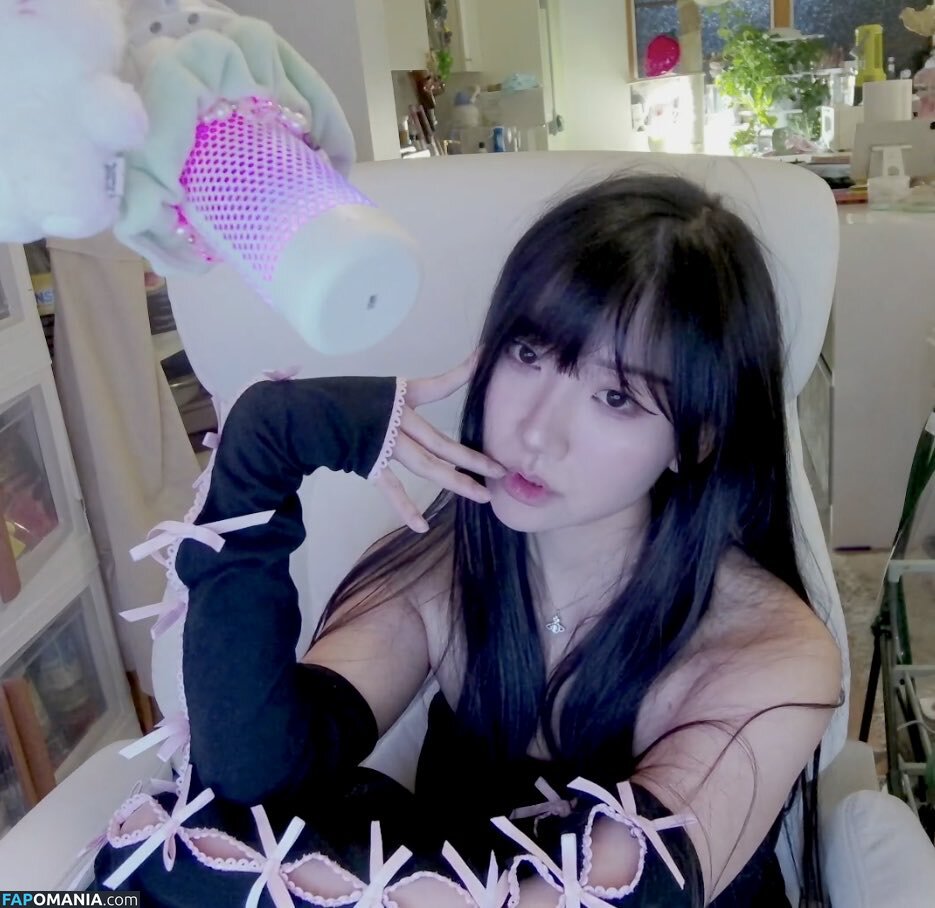 AriaSaki / annoyingaria Nude OnlyFans  Leaked Photo #956