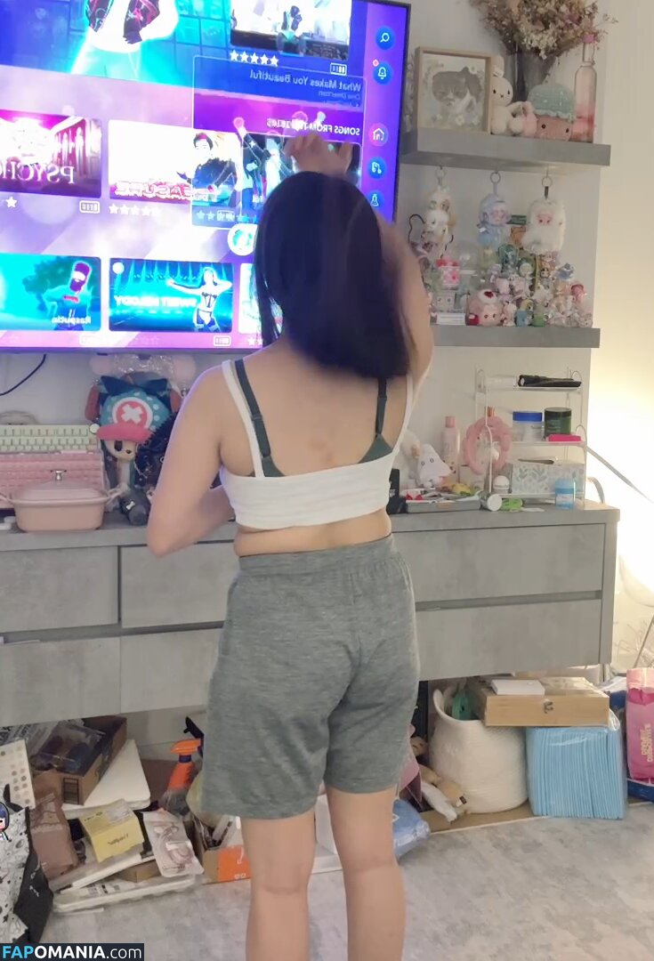 AriaSaki / annoyingaria Nude OnlyFans  Leaked Photo #958
