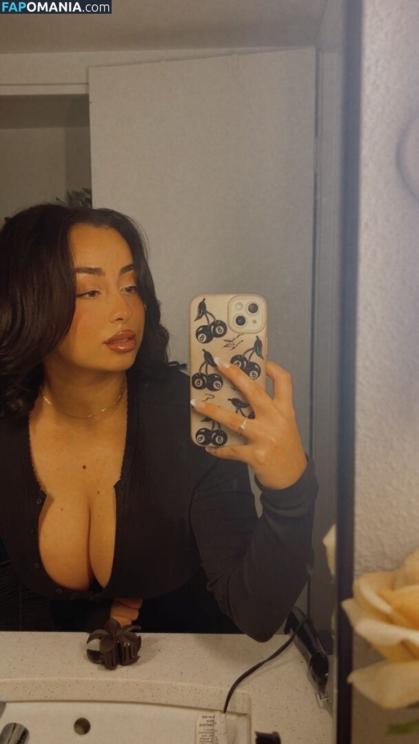 Ariibacardi / ari_estici / aricandii / https: Nude OnlyFans  Leaked Photo #2