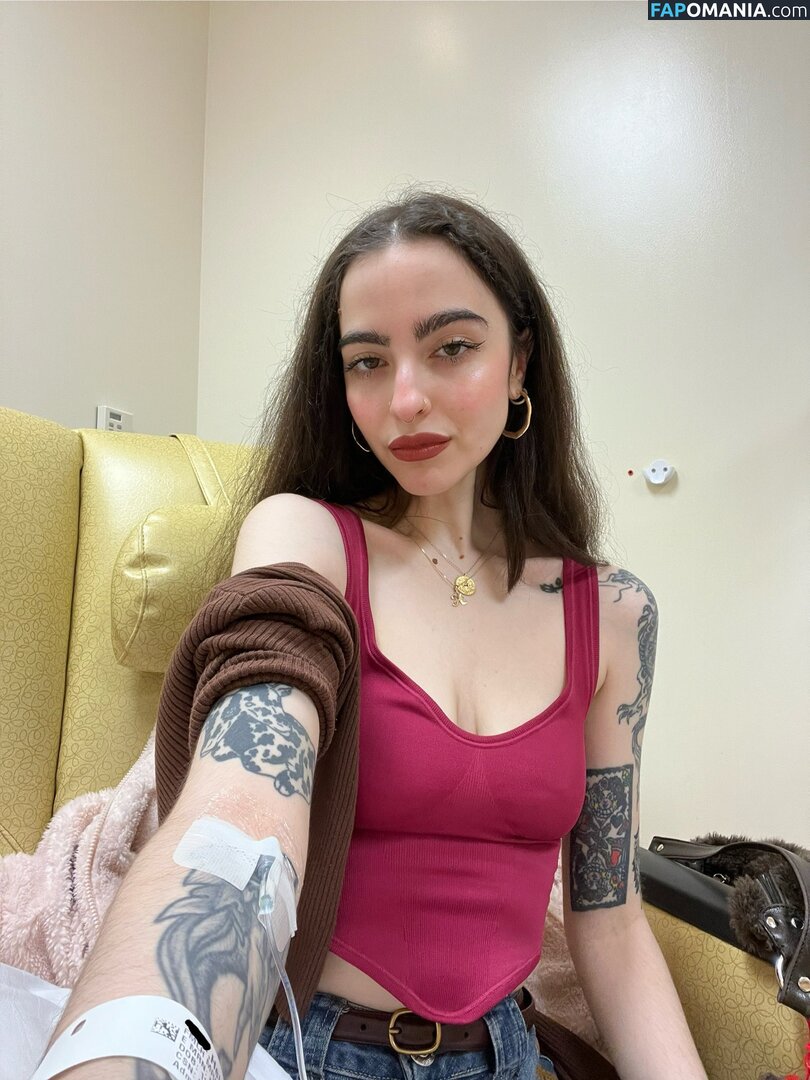 artbitch666 / huhlaynuh Nude OnlyFans  Leaked Photo #59