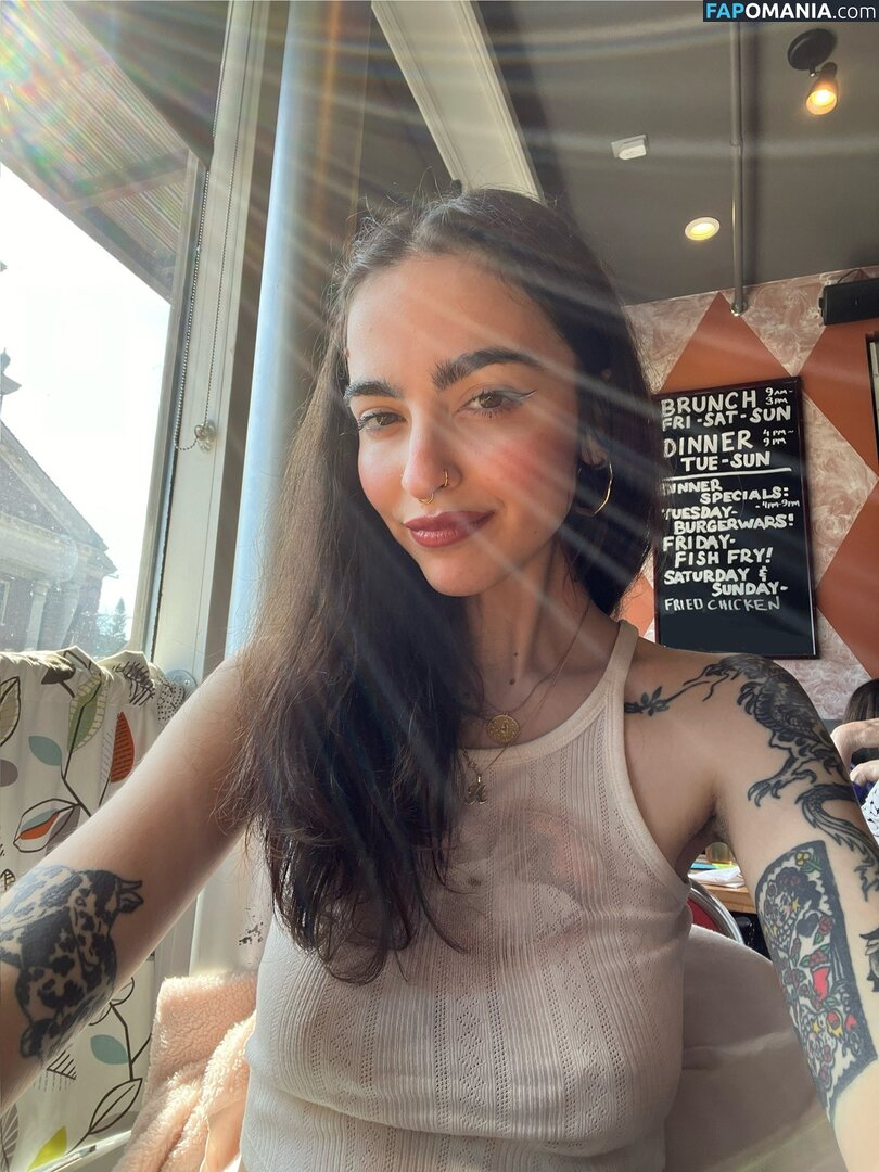 artbitch666 / huhlaynuh Nude OnlyFans  Leaked Photo #60