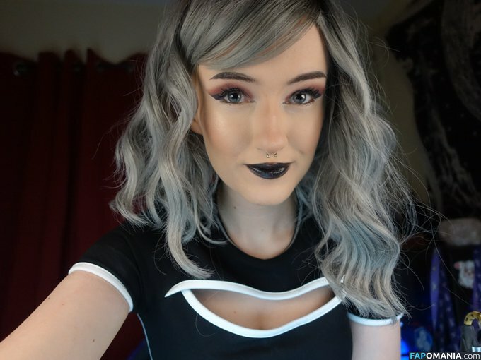 Ashi / ashi_irl / ashifechi Nude OnlyFans  Leaked Photo #48