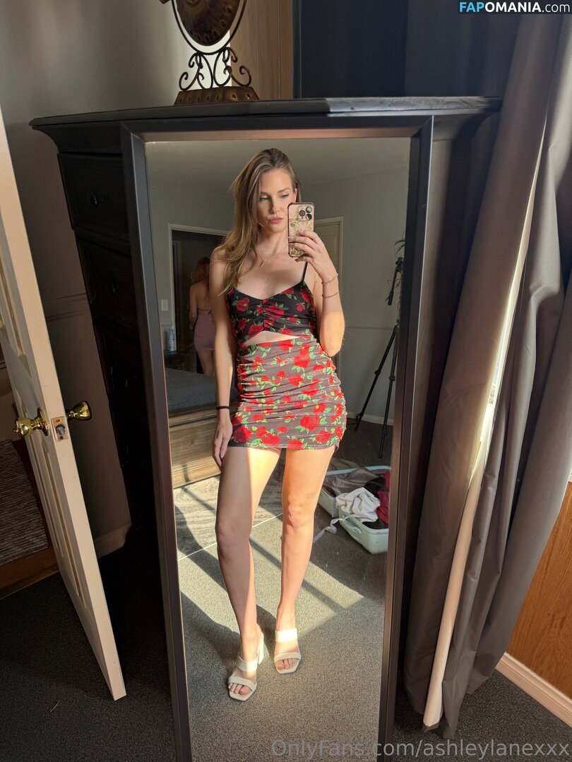 Ashley Lane / ashleylanexxx / priebusss Nude OnlyFans  Leaked Photo #1137