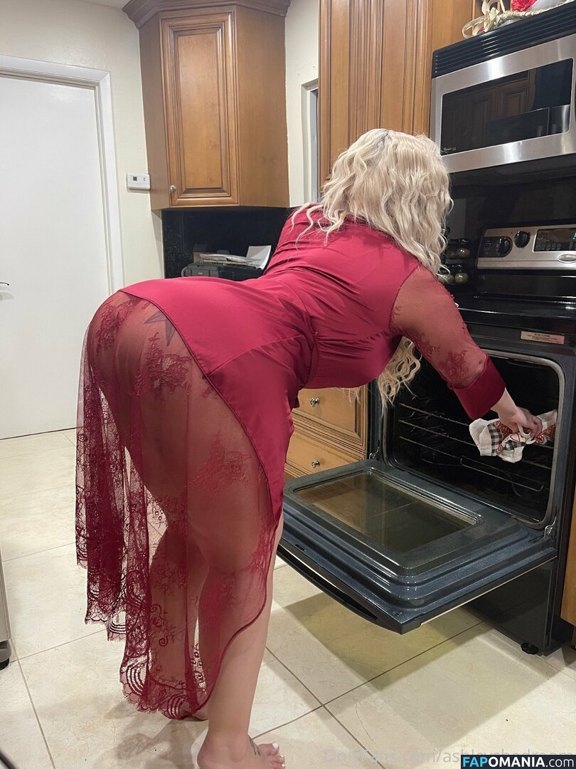 ashleyofficial / ashleysbedroom Nude OnlyFans  Leaked Photo #70