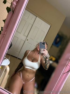 ashleywolfxo