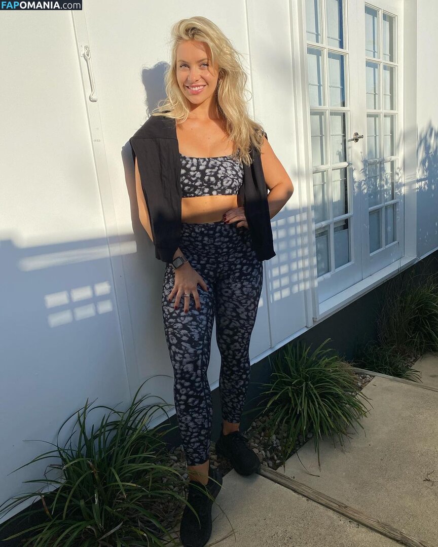 Ashling Lorger Nude OnlyFans  Leaked Photo #9