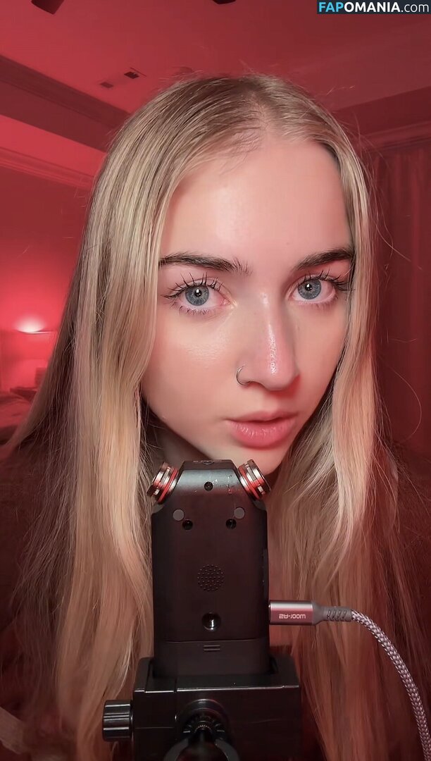 ASMR Berlin / berlinbeck Nude OnlyFans  Leaked Photo #2