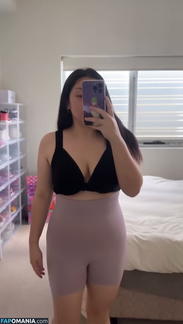 Asmr Jade / asmrjade_yt Nude OnlyFans  Leaked Photo #10