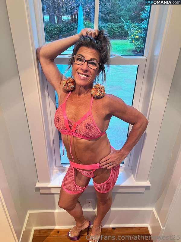 AthenaWest / athenawest25 / https: Nude OnlyFans  Leaked Photo #10