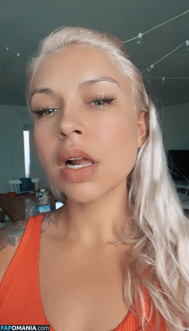 Aubrexxx / aubreeantoinette Nude OnlyFans  Leaked Photo #1