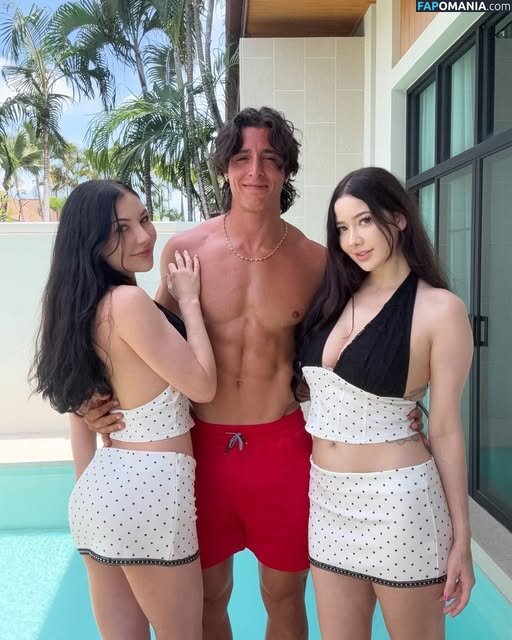 Audrey & Sadie / AudreyandSadie Nude OnlyFans  Leaked Photo #1
