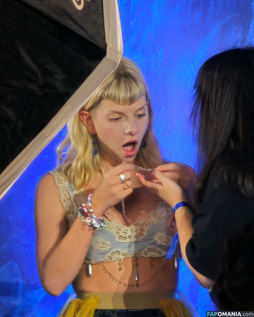 Aurora Aksnes / auroramusic / singer Nude OnlyFans  Leaked Photo #231