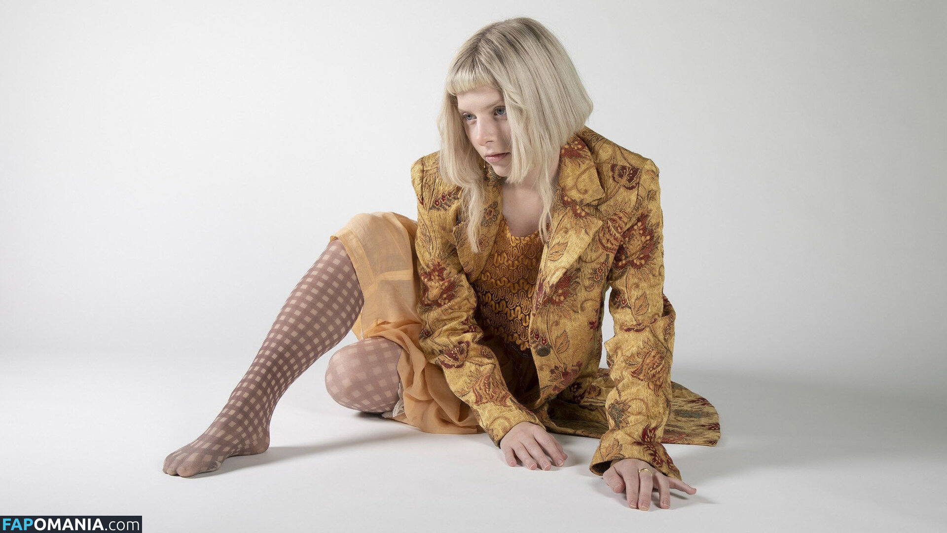 Aurora Aksnes / auroramusic / singer Nude OnlyFans  Leaked Photo #237