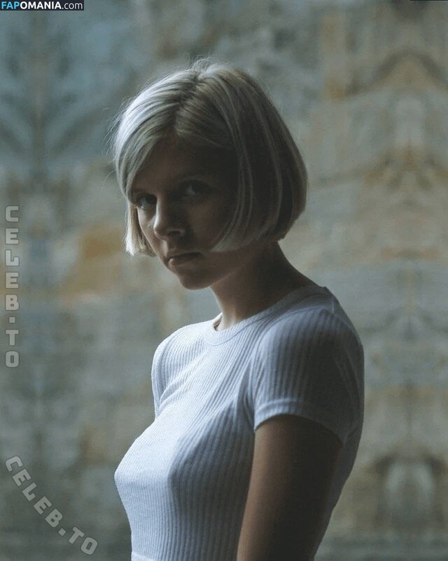 Aurora Aksnes / auroramusic / singer Nude OnlyFans  Leaked Photo #272