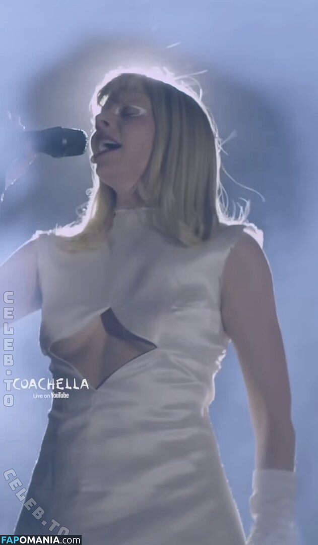 Aurora Aksnes / auroramusic / singer Nude OnlyFans  Leaked Photo #275