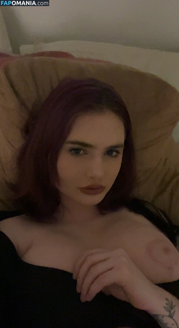 Auroramalak / https: / irresistibleaphrodite / legallyspoodie / princess-malak Nude OnlyFans  Leaked Photo #13