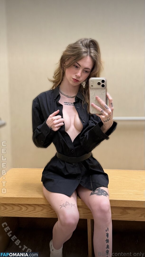 Autumn Hicks / a_hicks3474 Nude OnlyFans  Leaked Photo #2