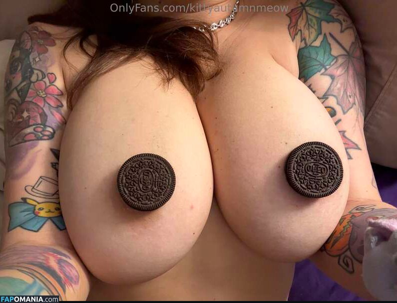 Autumn Moretti / assntittiesssss / kittyautumn Nude OnlyFans  Leaked Photo #3