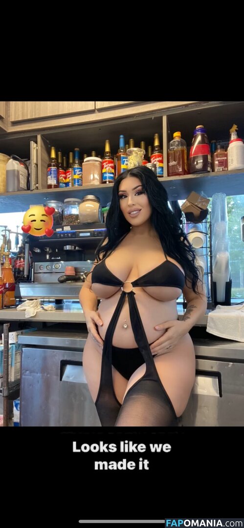 Ava Alvares / avaalvarez Nude OnlyFans  Leaked Photo #1
