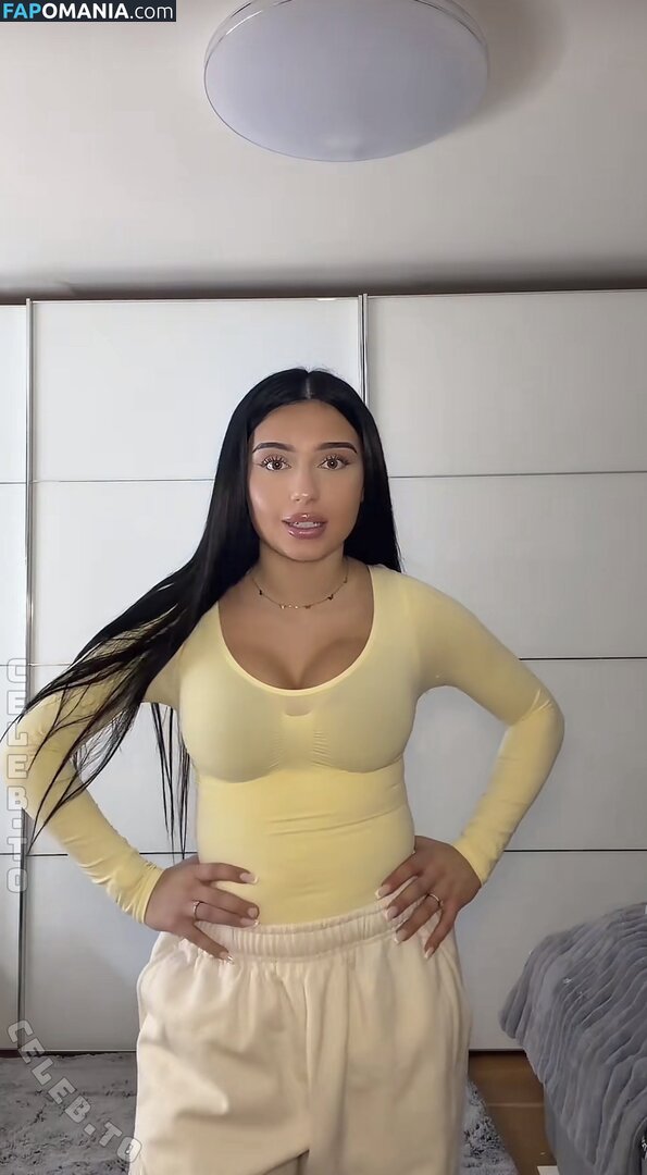 avendaaxs Nude OnlyFans  Leaked Photo #7