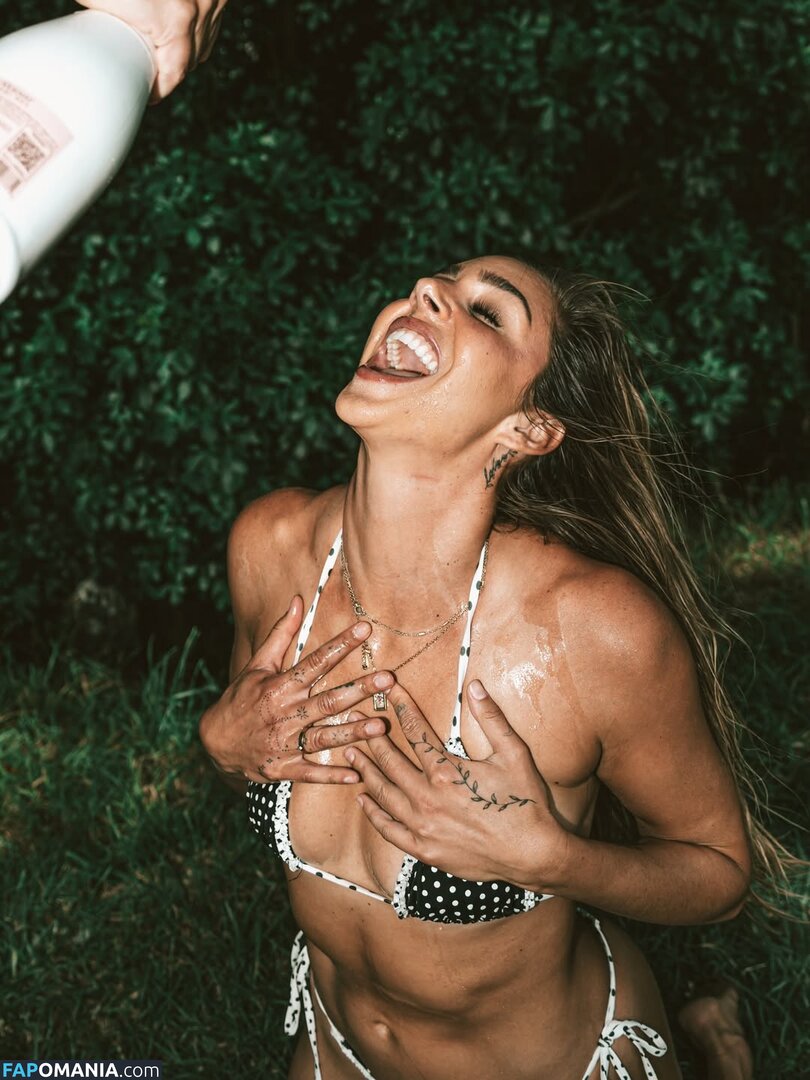 Avery Poppinga / averypoppinga Nude OnlyFans  Leaked Photo #3