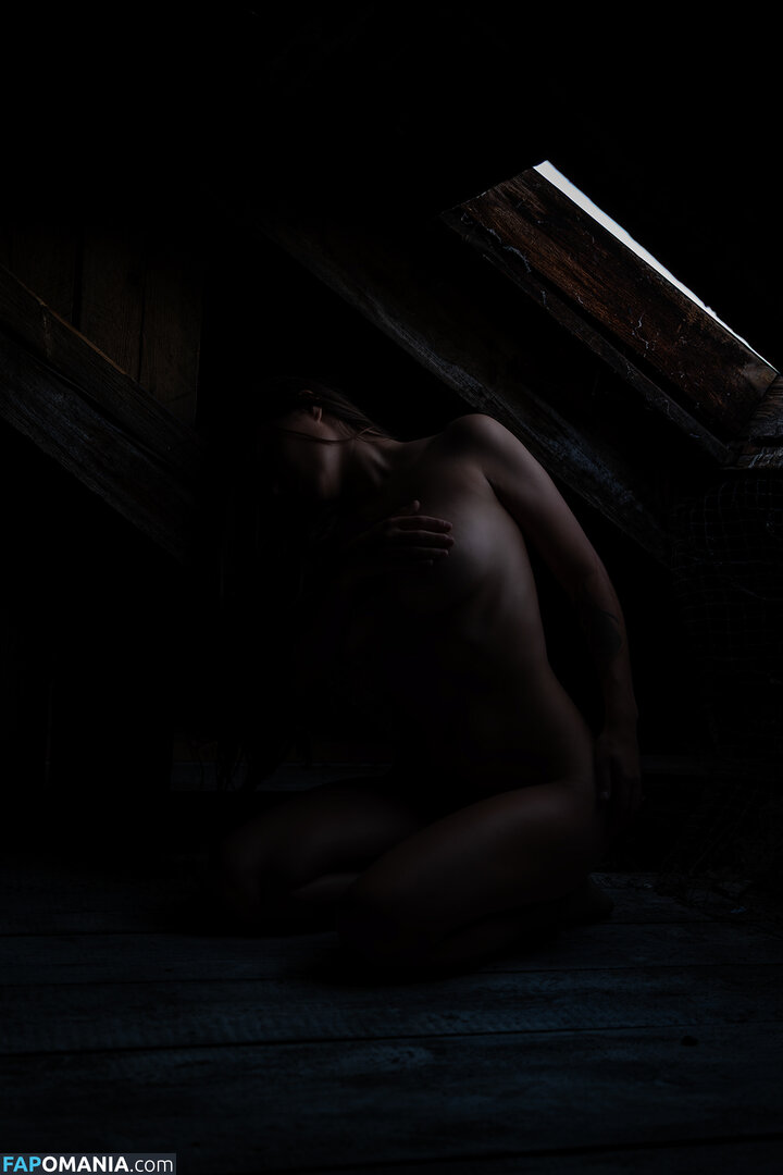 Avrelia Amaris / avreliee Nude OnlyFans  Leaked Photo #24