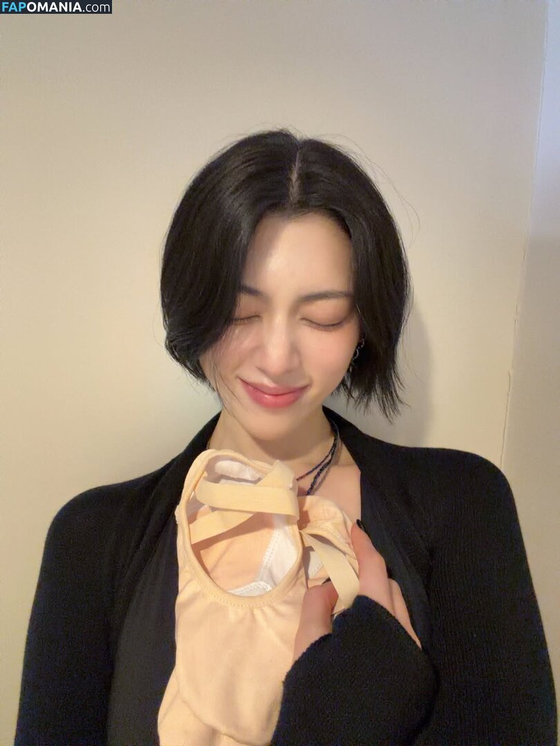 Ayaka Miyoshi / miyoshi.aa Nude OnlyFans  Leaked Photo #117