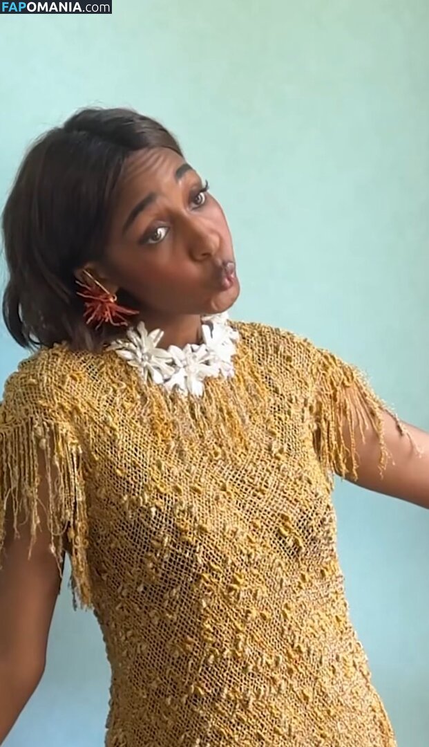 Ayo Edebiri / ayoedebiri Nude OnlyFans  Leaked Photo #14