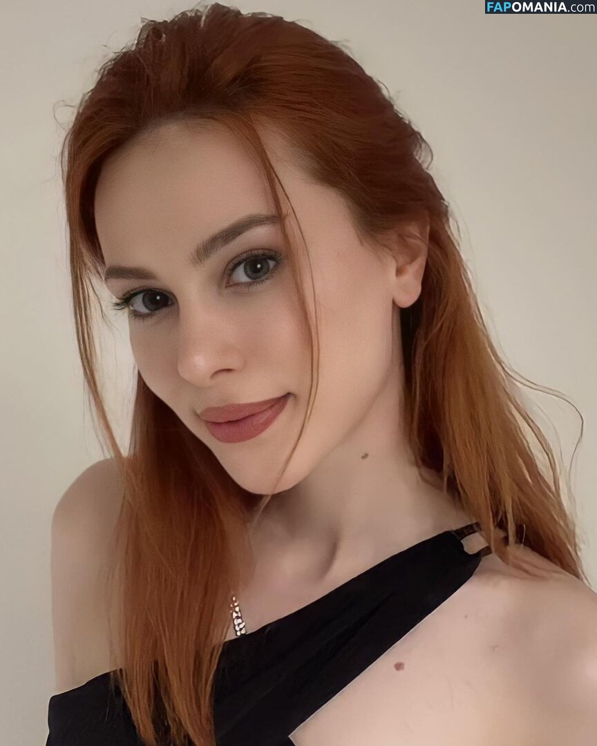 Aysennyuksel / moonbae.8 Nude OnlyFans  Leaked Photo #5