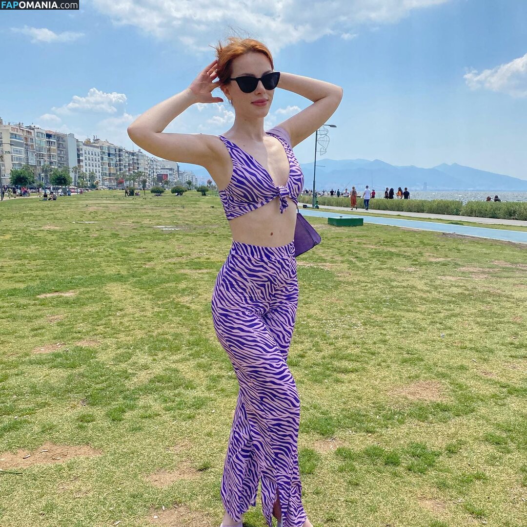 Aysennyuksel / moonbae.8 Nude OnlyFans  Leaked Photo #8